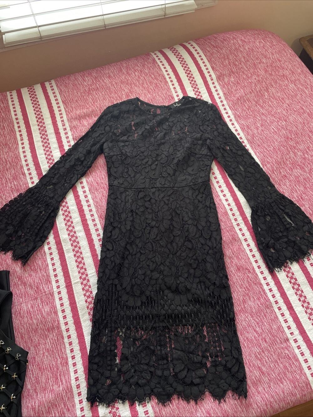 Lulus Black Floral Lace Bodycon Midi Dress Long Frill Sleeve Lined Medium